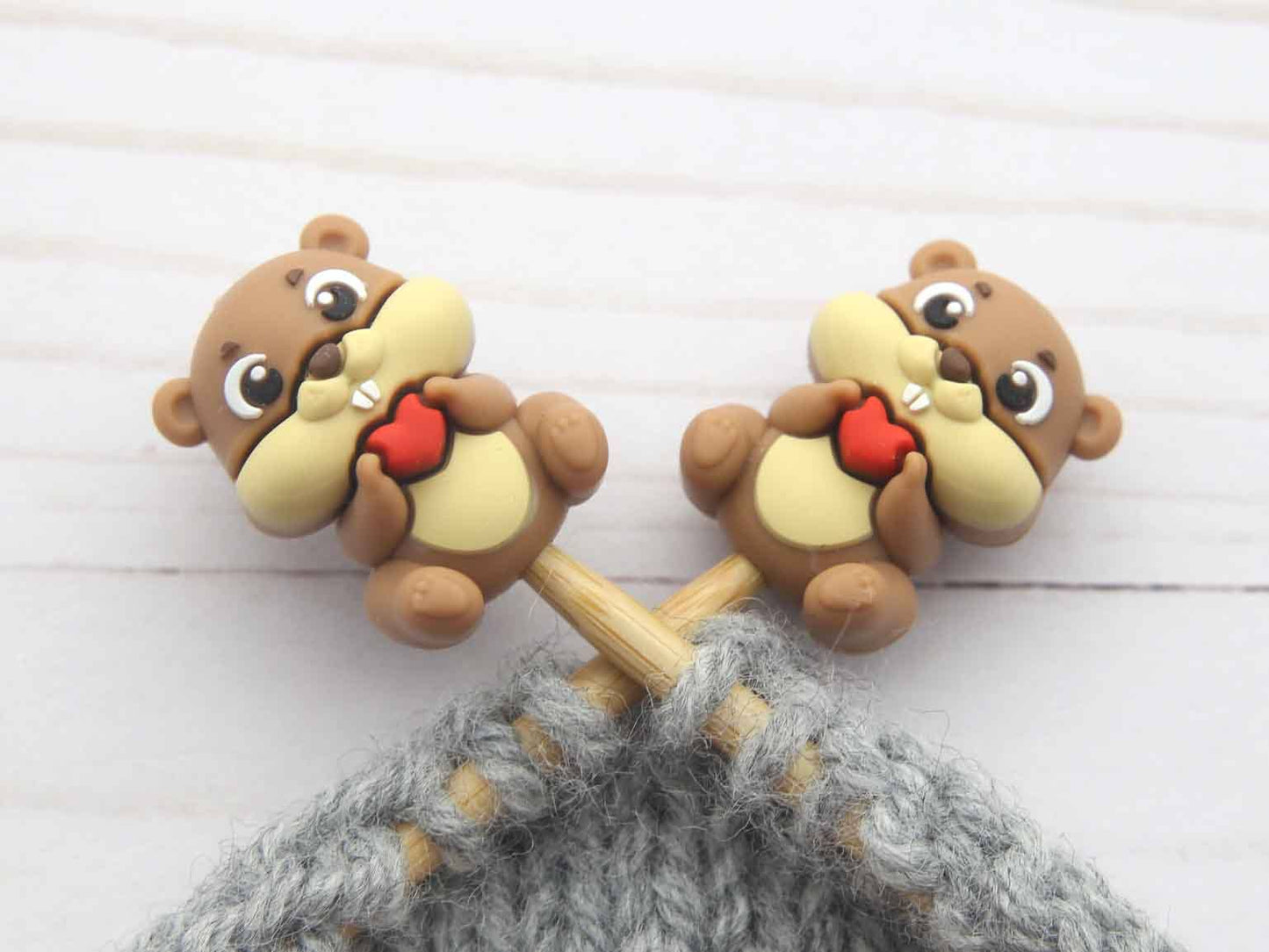 Lovely Beaver | Stitch Stoppers
